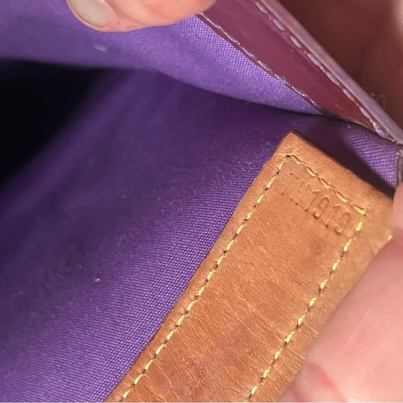 Louis Vuitton Stanton Berry Vernis Satchel TH1919 - Picture 12 of 16